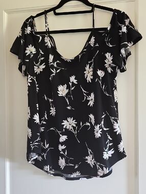 Black Floral Cold-Shoulder Women's Top